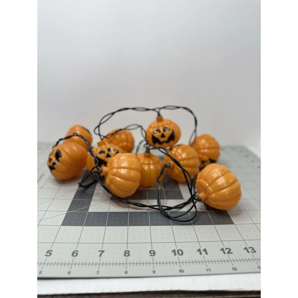 VTG Halloween Pumpkin STRING LIGHTS 10‎ Jack-O-Lantern plastic blow mold covers